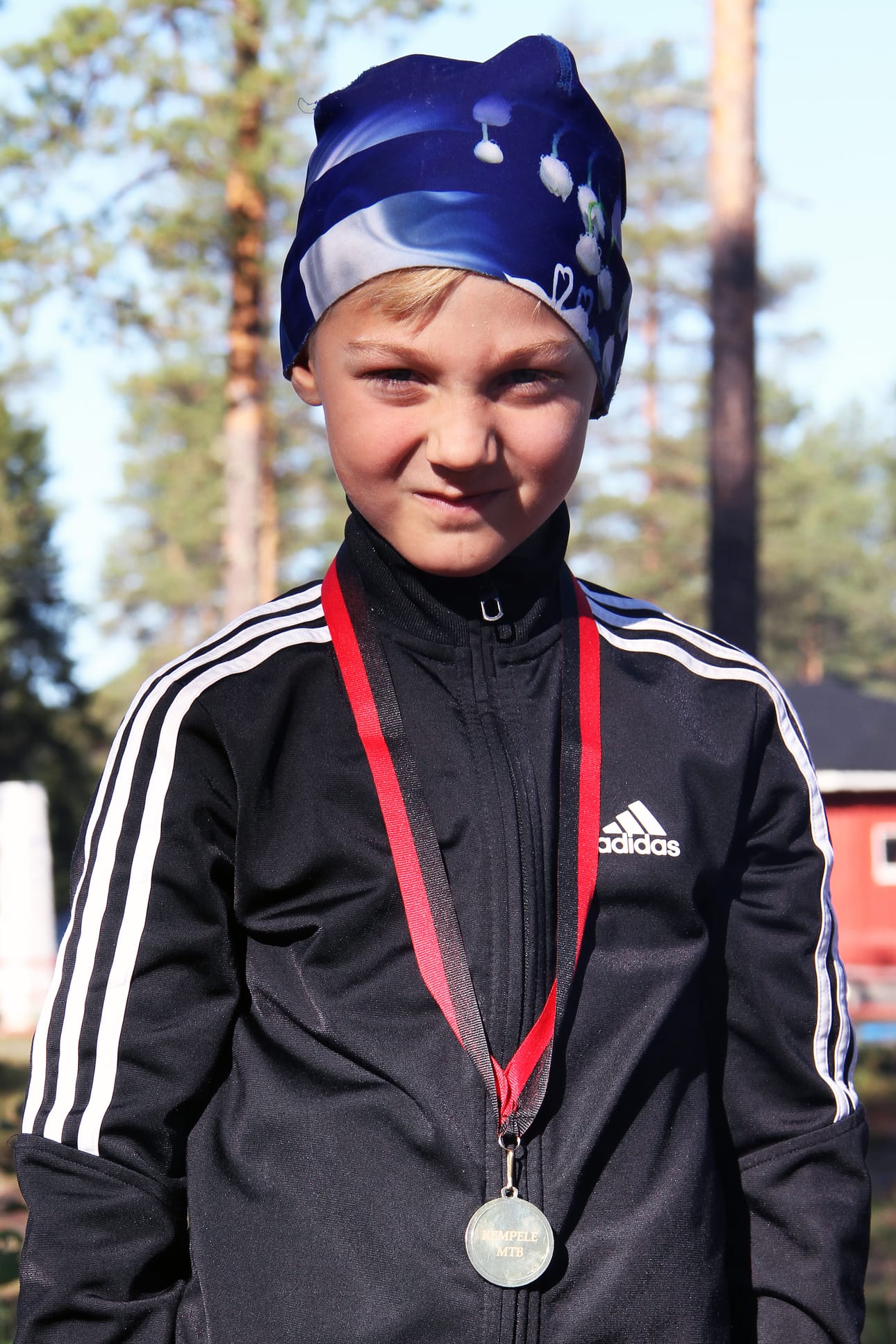 Kempeleläinen Joonatan Tuomi sanoo maastopyöräilyn olevan mukavaa.