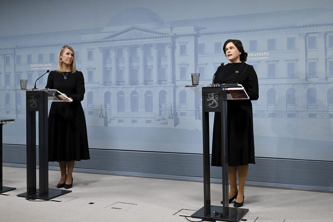 Tiede- ja kulttuuriministeri Sari Multala (kok.) on siirtynyt ympäristö- ja ilmastoministeriksi, ja kansanedustaja Mari-Leena Talvitiestä (kok.) tuli uusi tiede- ja kulttuuriministeri. LEHTIKUVA / Markku Ulander