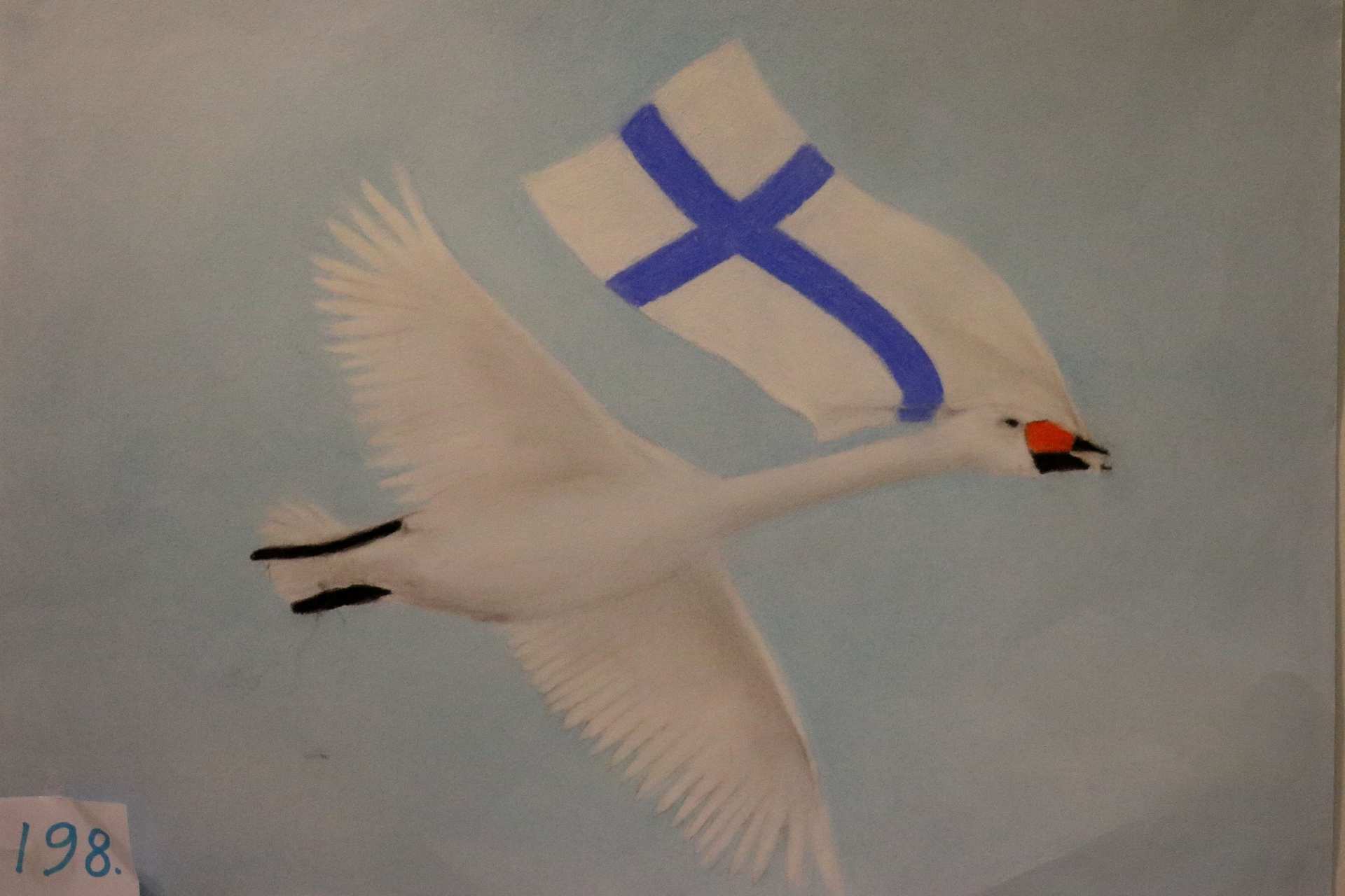 Merikadun koulun Elice Hämäläisen piirtämä Vapaa joutsen oli 7-9 luokkien sarjan paras postimerkkisarjan työ.