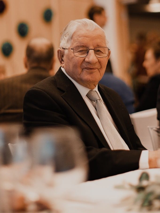 Johannes Savikko 1939–2026.