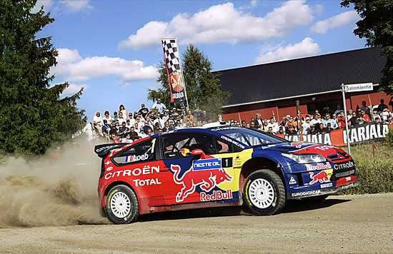 Ylinopeutta Keuruulla keskiviikkona ajanut Sebastien Loeb johtaa Jyväskylän MM-rallia.