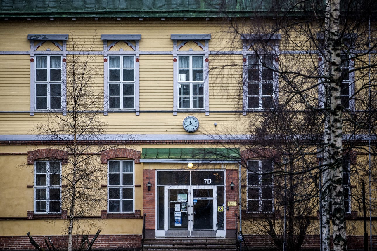 Pirkko Raution mielestä Kampus ei ole oikea nimi Raahen vanhan opettajaseminaarin alueelle. Mikähän se nimi sitten voisi olla?