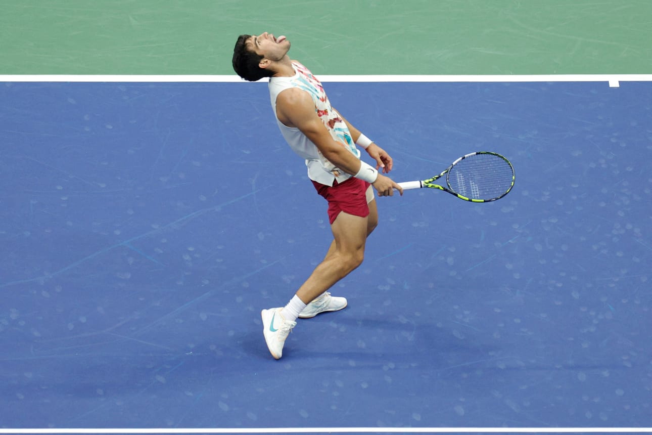 Carlos Alcaraz eteni Yhdysvaltain avoimen tennisturnauksen puolivälieriin. LEHTIKUVA/AFP