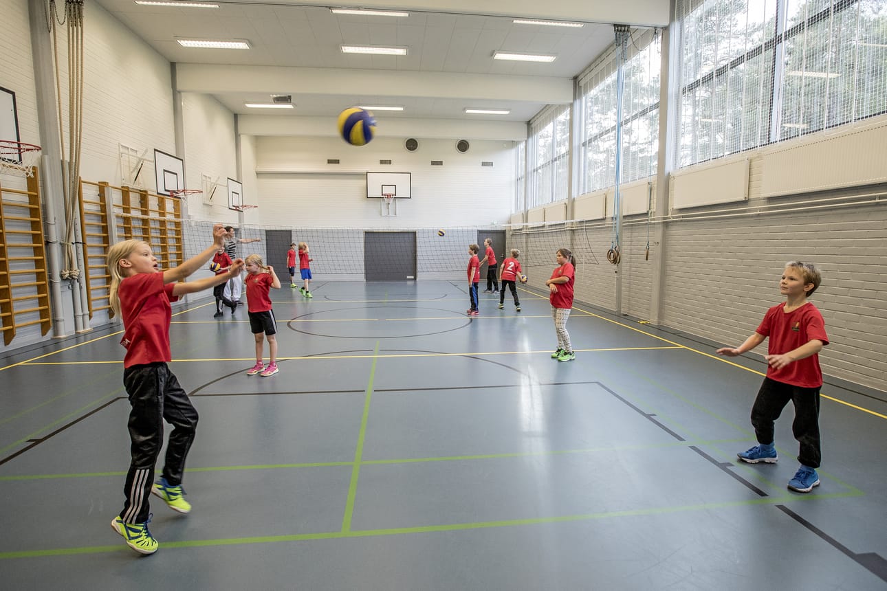 Lentopallolla on Raahessa pitkät perinteet, joten junnuja tarvitaan, jotta perinteet jatkuvat.