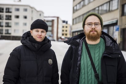 Rovaniemellä kuulee ammattimaista sanataidetta harrastelijoiden lausumana – Sanaseura juhlii perjantaina toimintansa viisivuotista taivalta