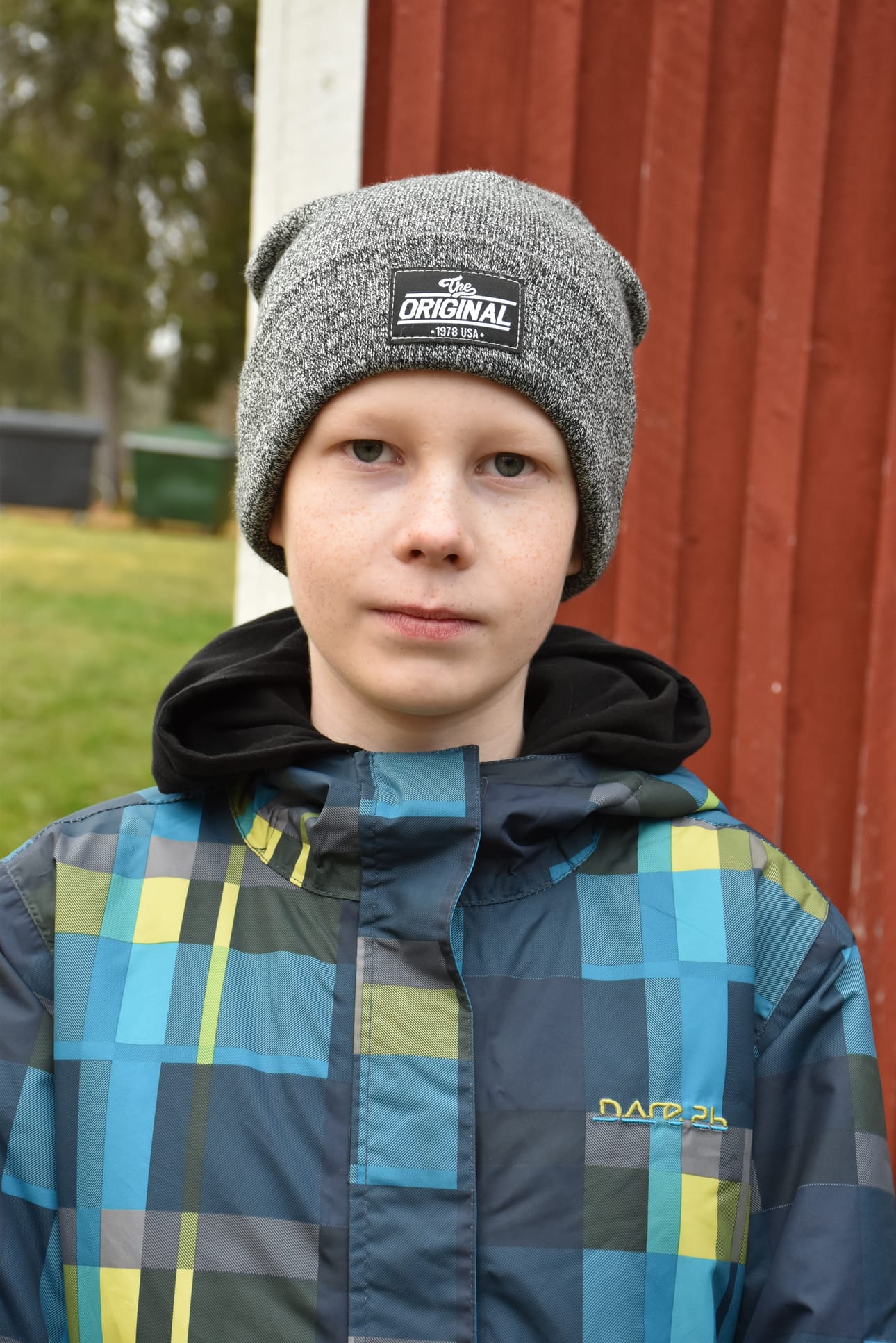 1. Lämmitän saunan ja leivon tai teen ruokaa. Ukin kanssa ajan krossia. 2. Ukki osti minulle synttäriyllätyksenä oman peltoauton. 3. Ukki on opettanut minua korjaamaan kulkuvälineitä ja minä olen opettanut heitä pilkkimään. 4. He ovat yhtä tärkeitä kuin vanhemmat ja hekin huolehtivat, jos vanhemmat ovat töissä. Niko Kärkkäinen