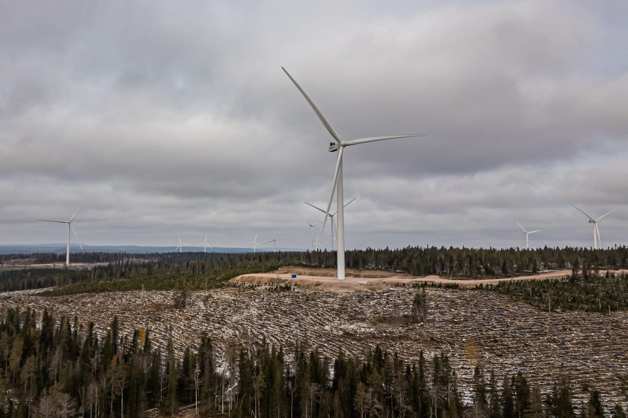 Pudasjärvellä on meneillään useita tuulivoimahankkeita. Kuvassa Murtotuulen tuulivoimatuotantoalue Posion Murtotunturilla.