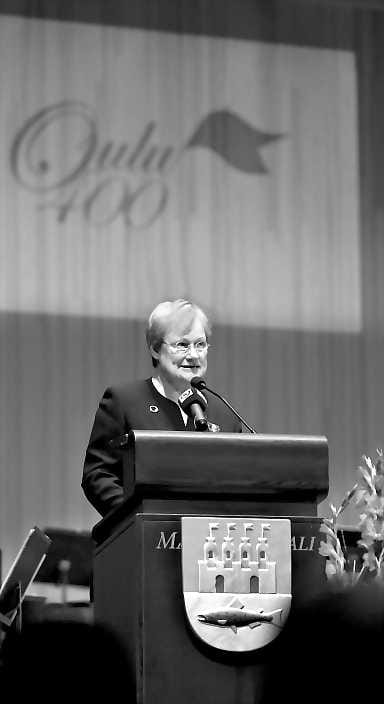 Presidentti Tarja Halonen luottaa Oulun tavoitteisiin.