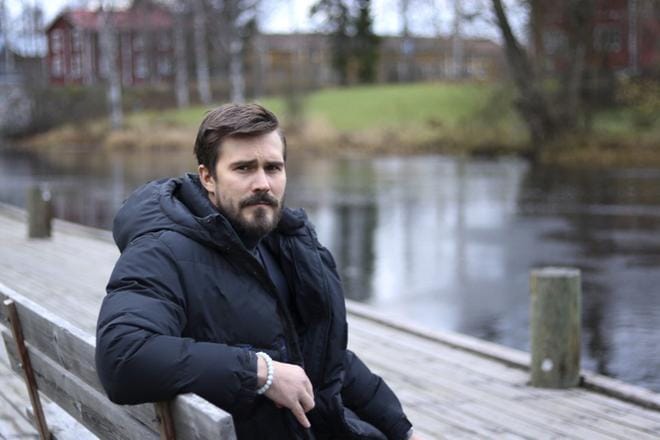 Vimpelin kunnanjohtaja Sam Leijonanmieli kertoo kunnan valmistelevan digitalisaatiostrategiaa osana kunnan strategiasuunnittelua. Sen kautta toivotaan potkua esimerkiksi vapaa-ajan palveluihin. Kuva: Johanna Kataja