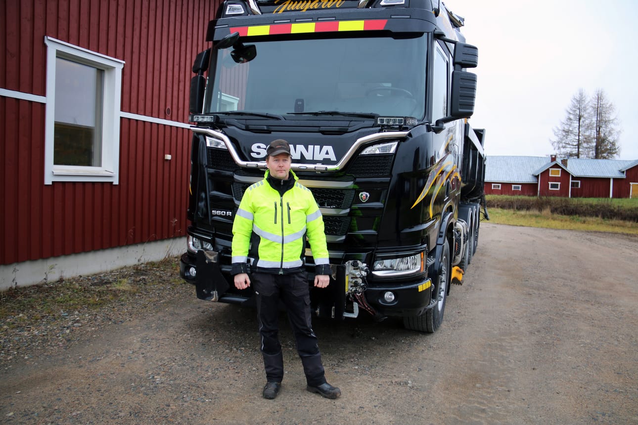Mikko Juujärven yrityksen liikevaihdosta jo pääosa tulee tienhuoltotöistä.