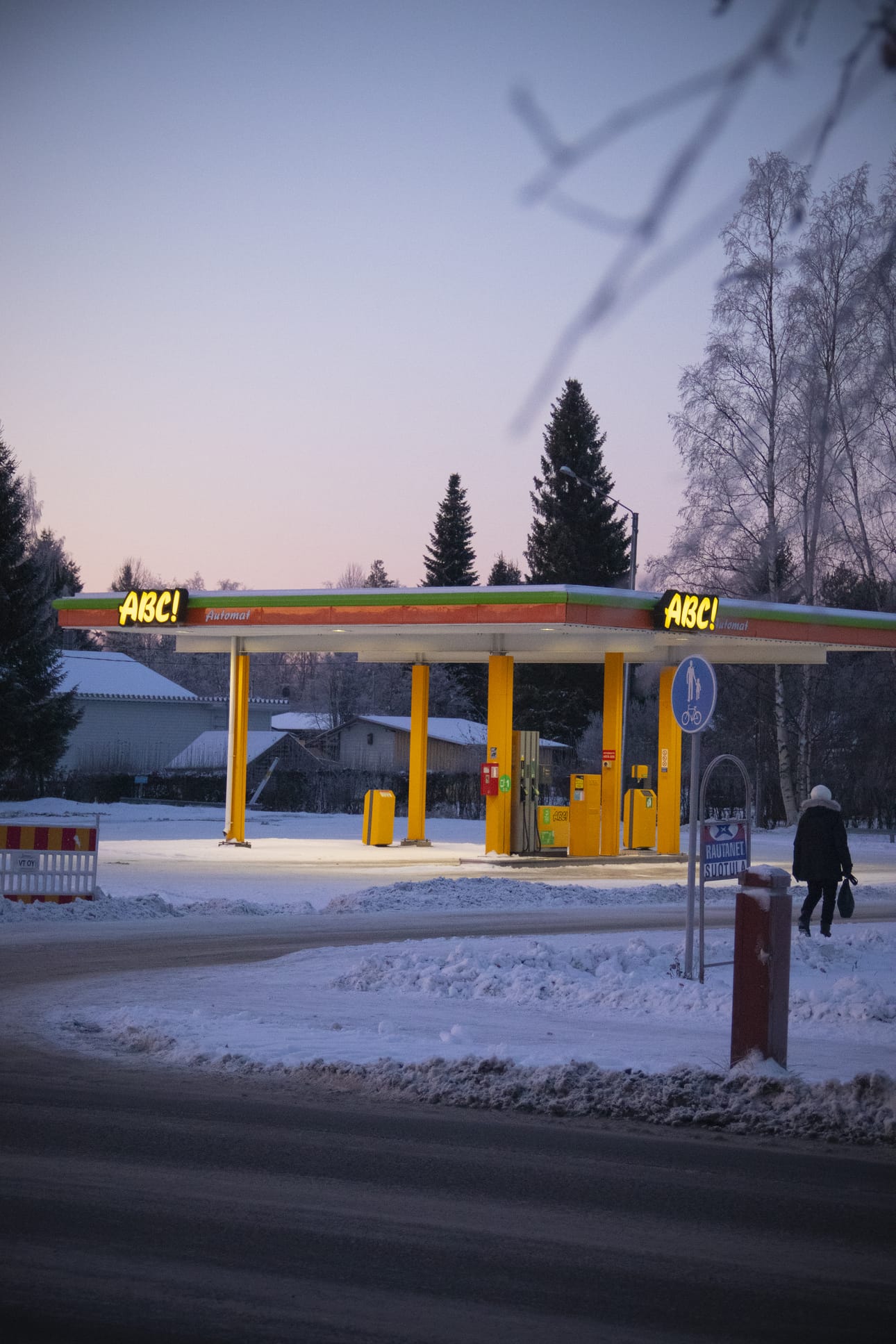 ABC-kylmäaseman tontti on kaavassa asuin- ja liikerakentamisen korttelialue. Otetaanko se joskus tähän käyttöön?