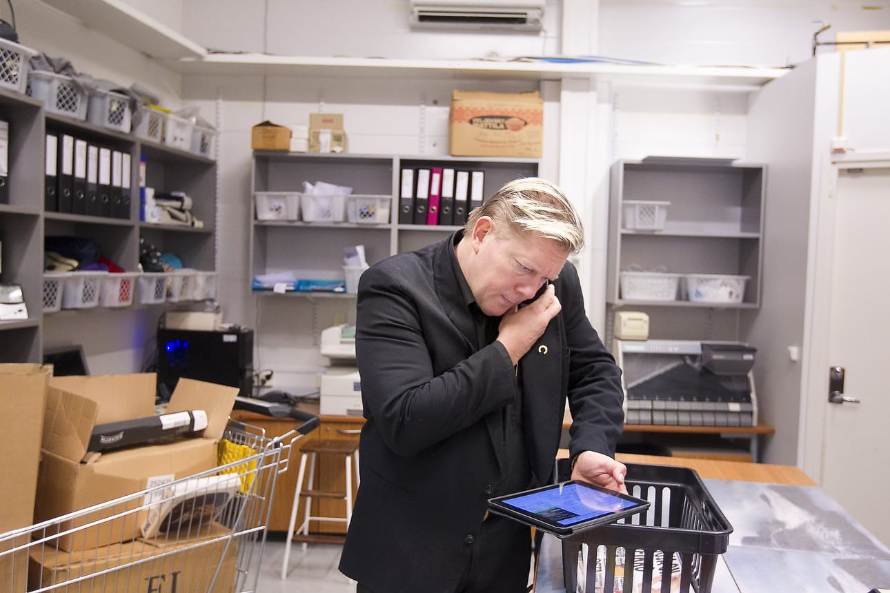 Tuurin kyläkaupan omistaja Vesa Keskinen.