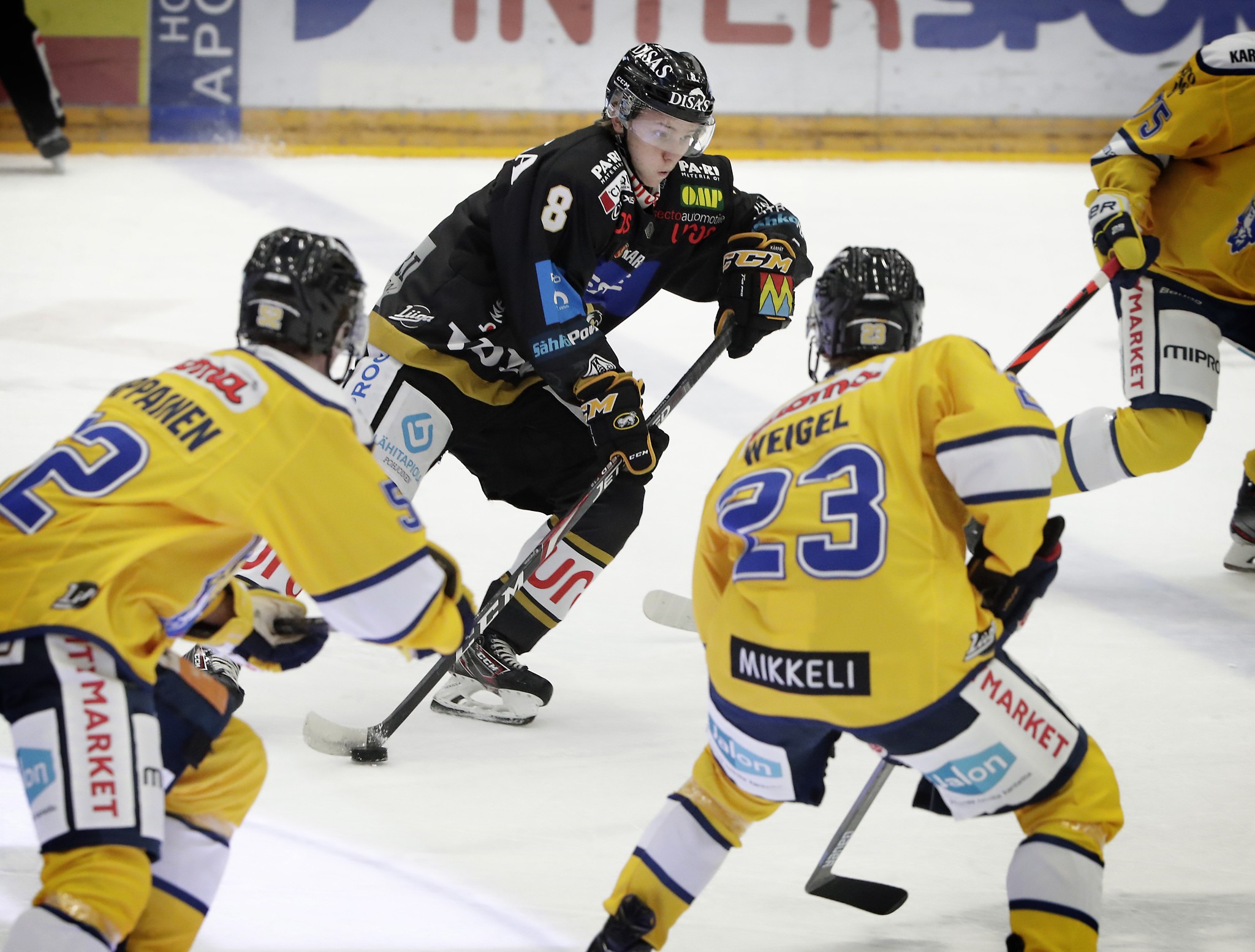 Kärpät ja Jukurit kohtaavat keskiviikkoiltana Raksilassa.
