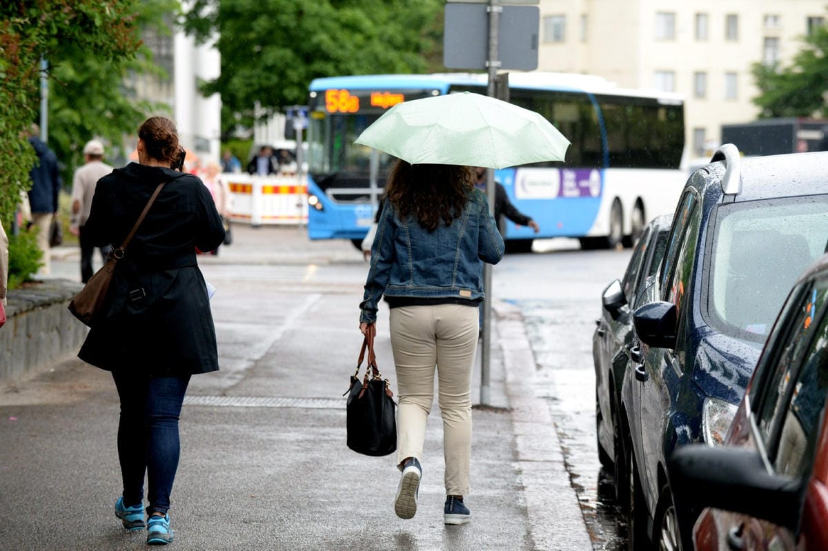 Loppuviikosta näyttää tulevan viileä ja sateinen. LEHTIKUVA / Mikko Stig