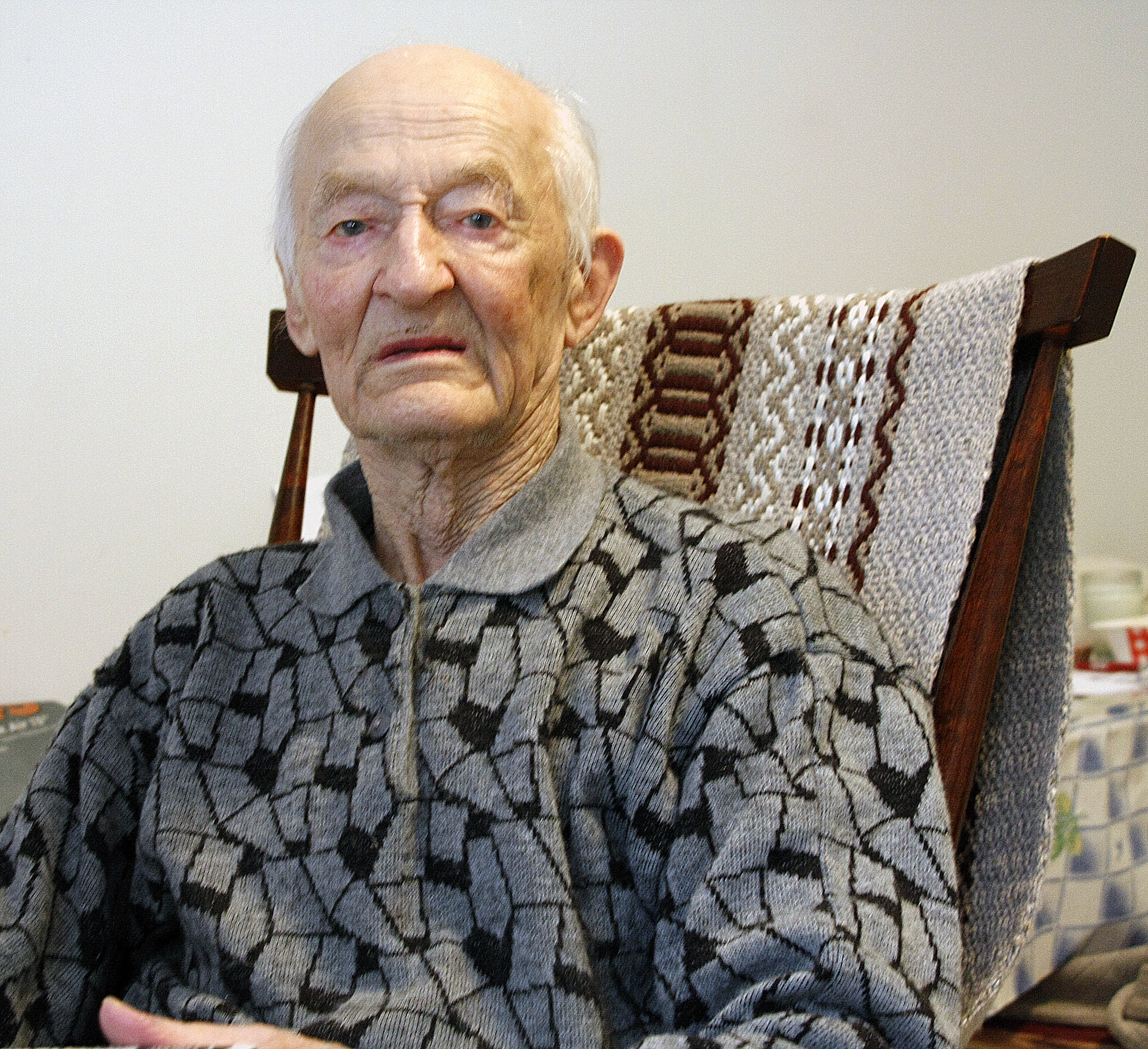 Otto Laurila viihtyy Hailuodossa. Toimelias seniori on tuttu näky hailuotolaisille.