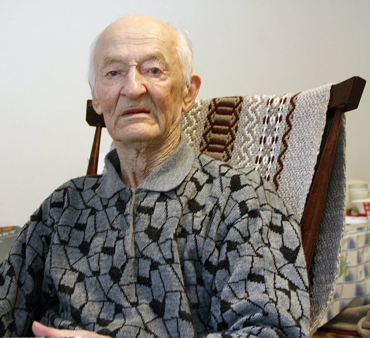 Otto Laurila viihtyy Hailuodossa. Toimelias seniori on tuttu näky hailuotolaisille.