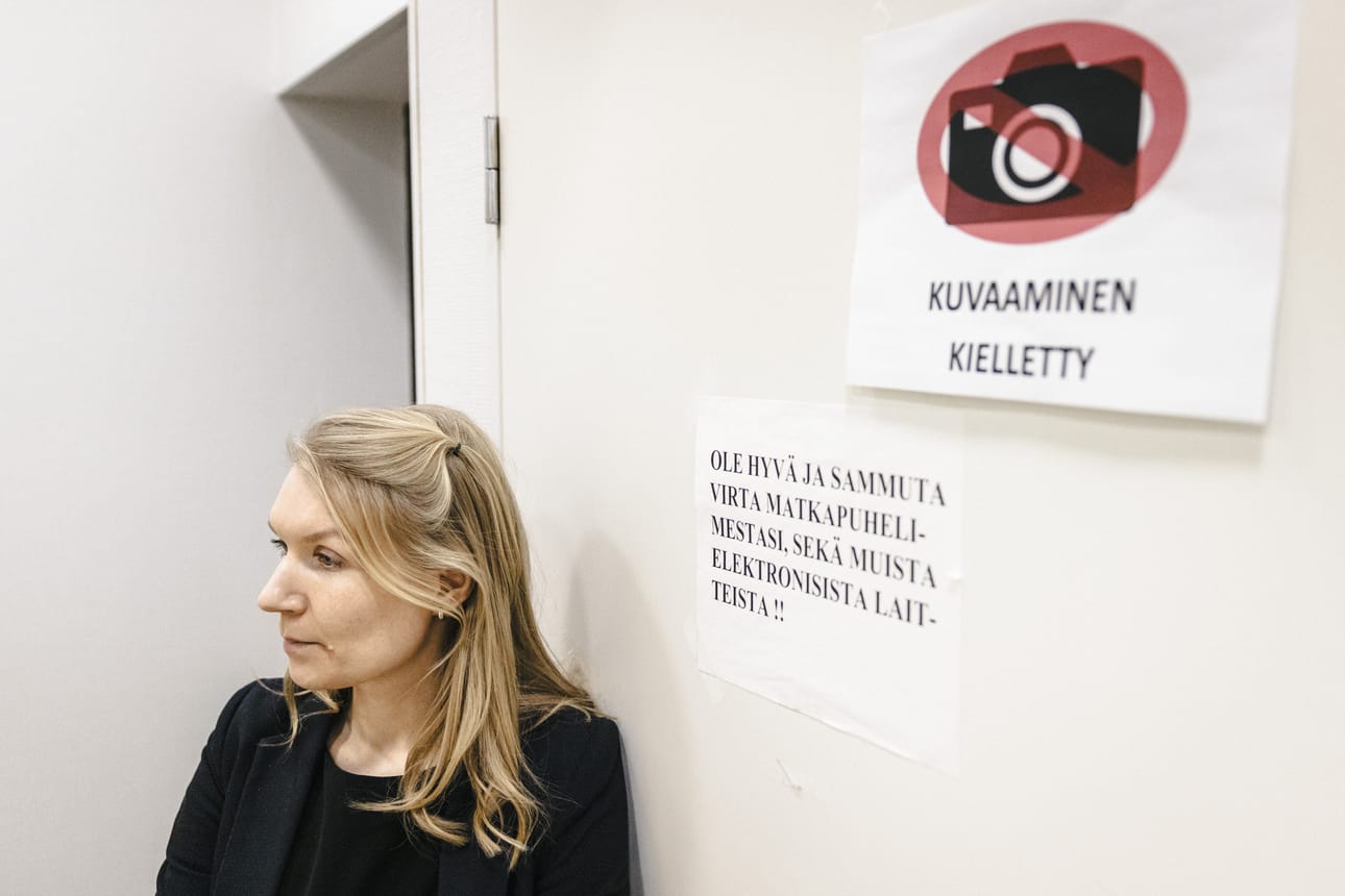 Juristi Tuuli Talvinko työskentelee Lakiasiaintoimisto Maailmassa. Sen toimintaa rahoittaa Koneen Säätiö ja siksi sen palvelut ovat aktivistille ilmaisia. Lakitoimisto aloitti toimintansa viime vuonna.