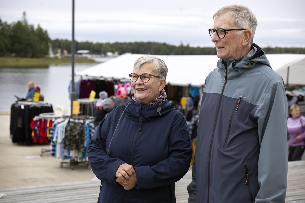 Agneta ja Rune Backman syövät siikaa ja silakkaa kerran tai kahdesti viikossa.
