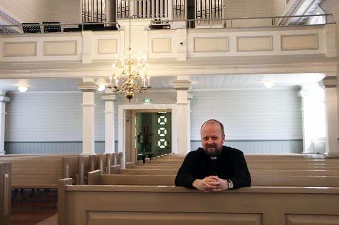 – Minulla on sellainen tunne, että minut on otettu vastaan kuin vanhan tutun, kuvailee Teemu Leino. KUVA: RIIKKA ILMONEN