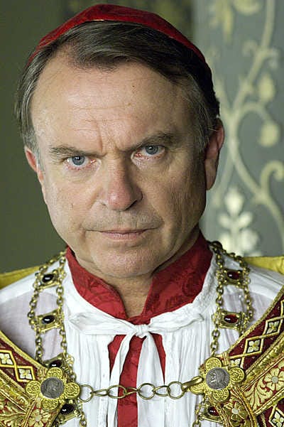 Sam Neill esittää Tudors hovidraamassa viekasta kardinaalia.