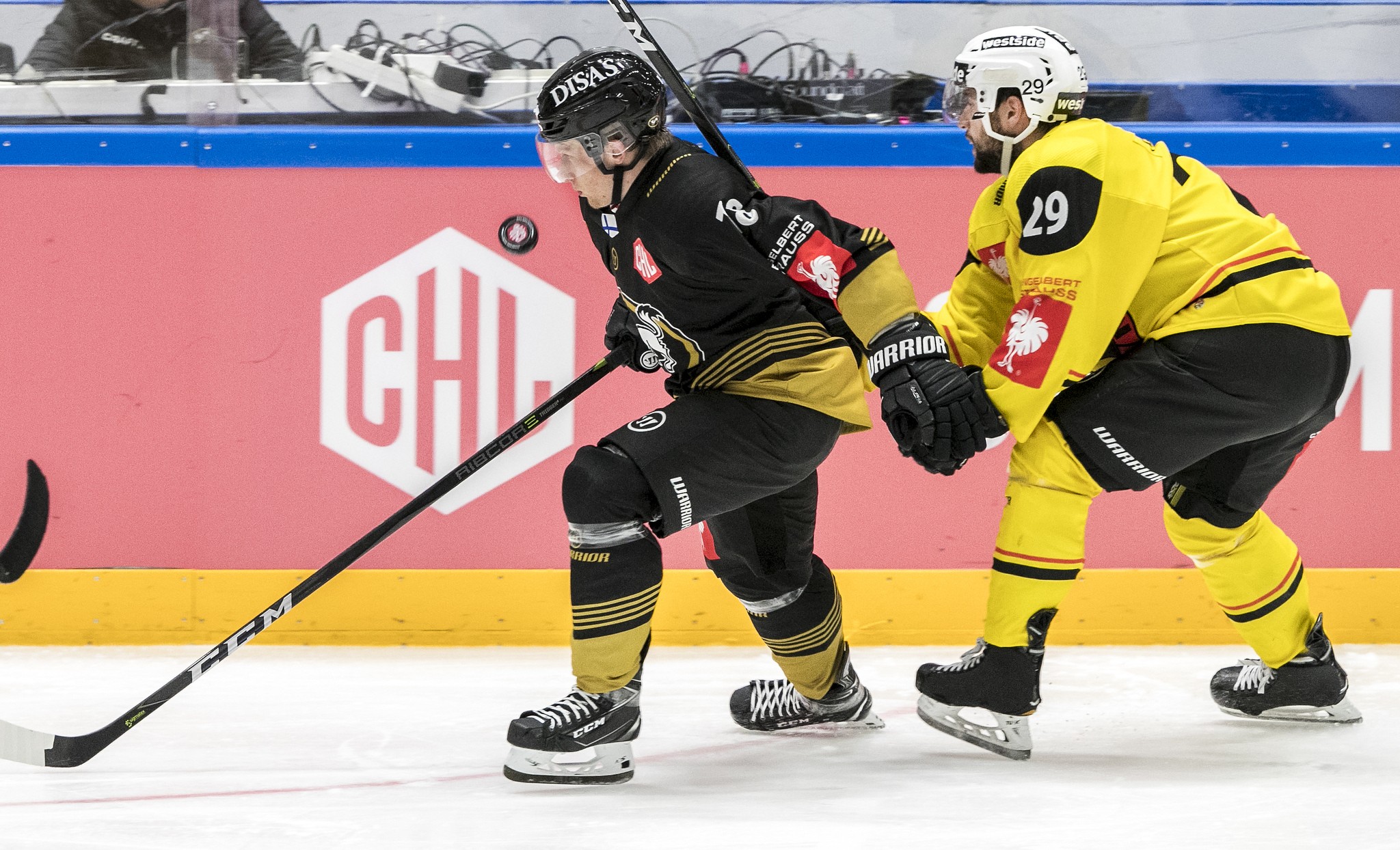 Kärpät ja Bern kohtasivat viimeksi viime sunnuntaina Raksilassa. Silloin Bern otti voiton jatkoajalla.