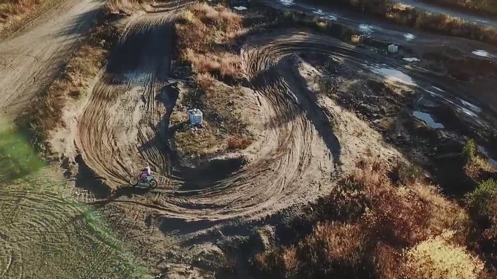 Sami Huttunen Mäntyvaaran motocross radalla