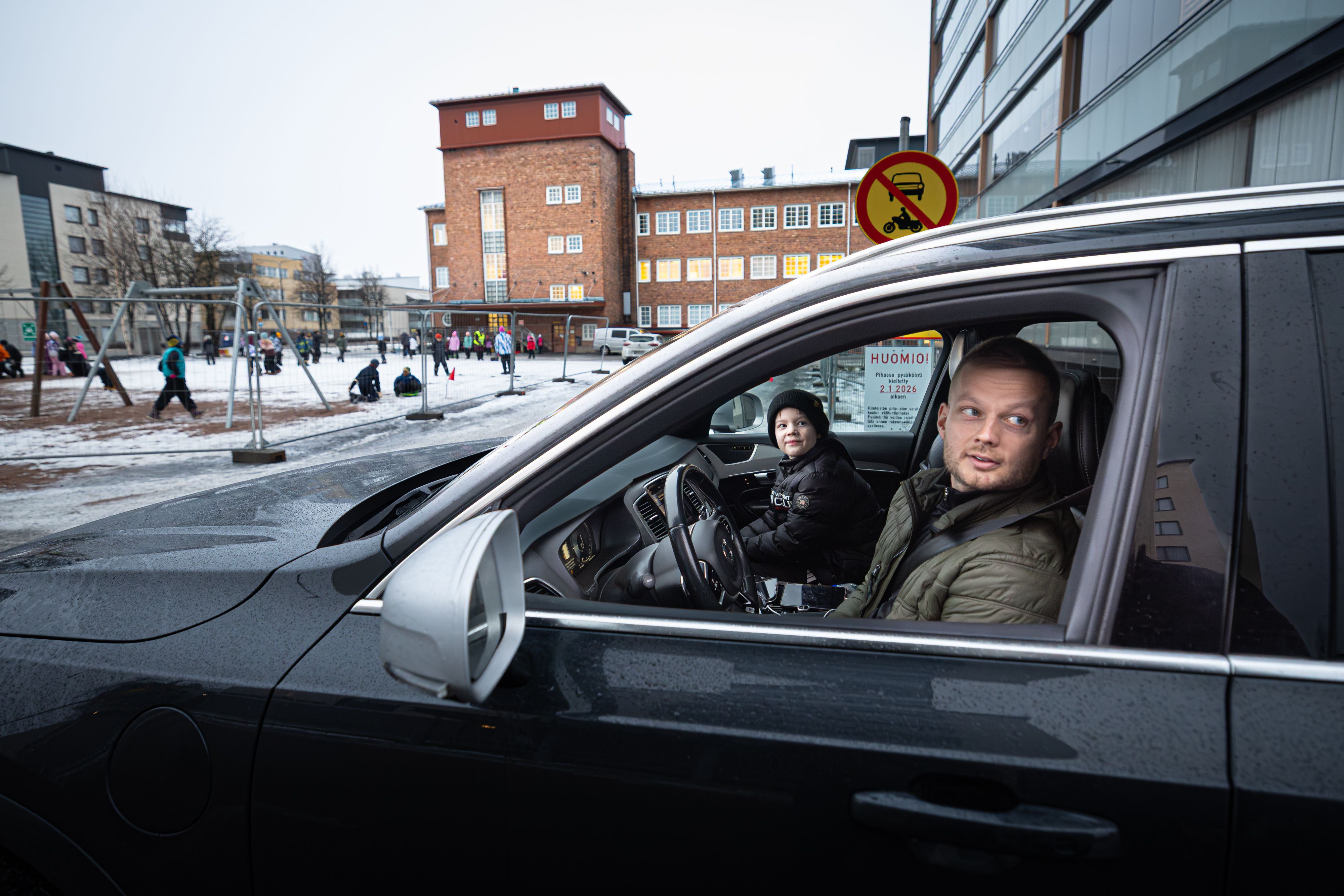 Alakylän koululaiset siirtyivät Tiklakseen – lapset sopeutuivat aikuisia paremmin muutokseen