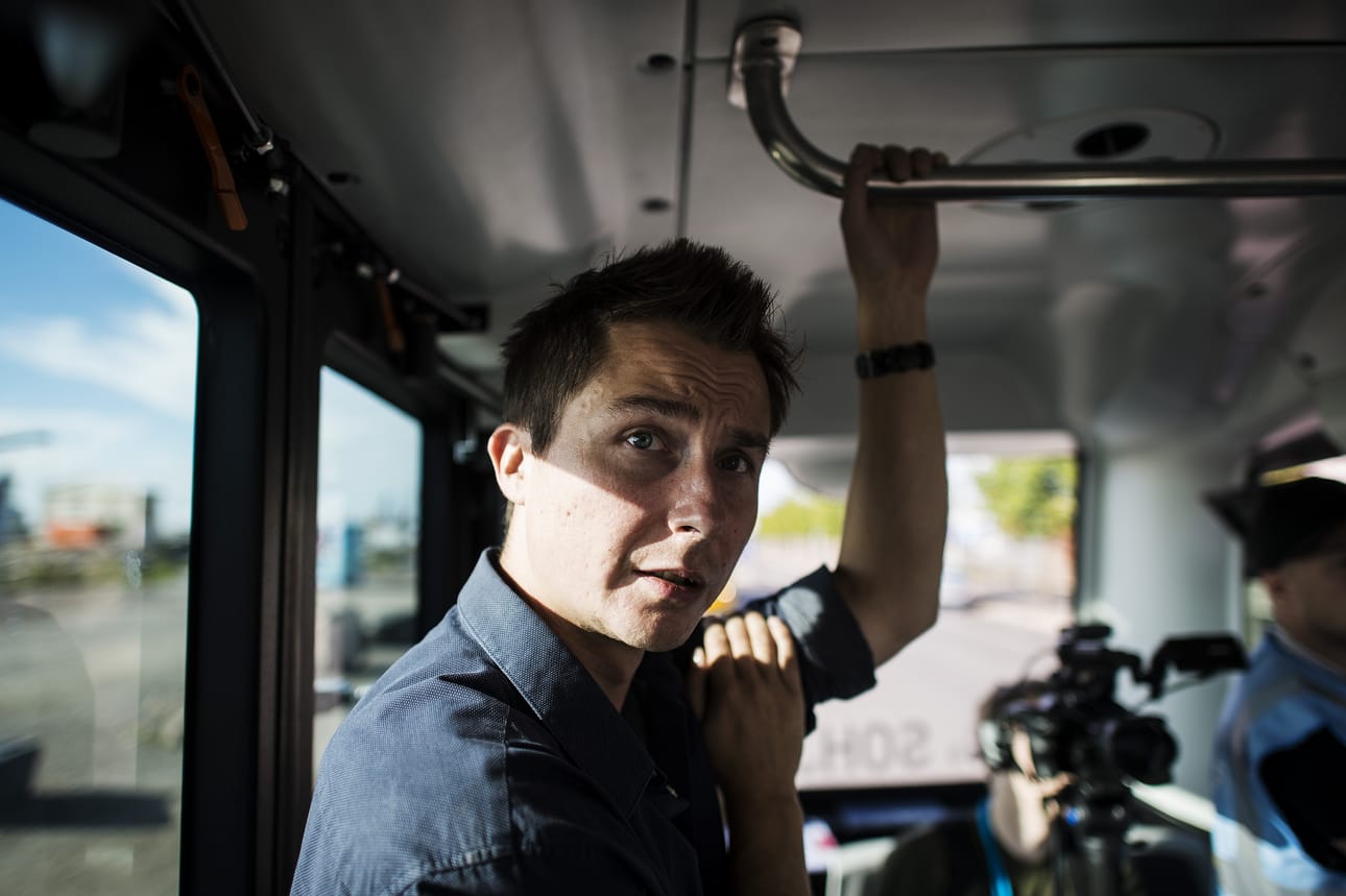 Itseohjattavien robottibussien kuljetuskapasiteetti oli yhdeksän matkustajaa. Harri Santamala uskoo, että bussit ovat Suomessa käytössä jo muutaman vuoden kuluttua.