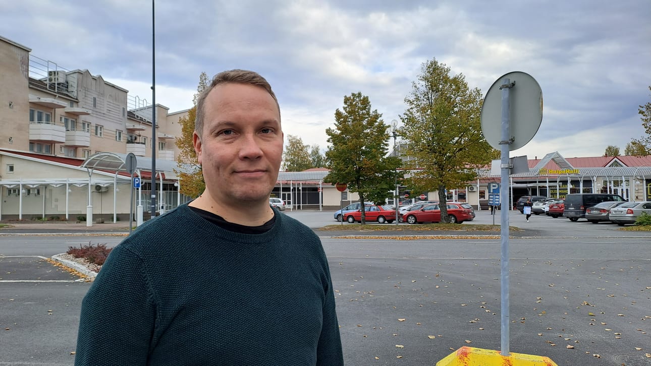 Kurikassa työllisyyden kuntakokeilun naruja käsissään pitelee työllisyyskoordinaattori Markus Blommendahl.