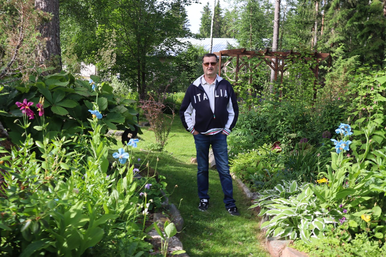 Alf Häggblomin mukaan erikoisuuksia saa todennäköisemmin vaihtokaupoilla kuin lähiseudun kukkatoireilta ostamalla. – Pennsylvania maksoi muistaakseni noin 60 euroa, mutta keräilijälle se ei ole paljon, hän kertoo.