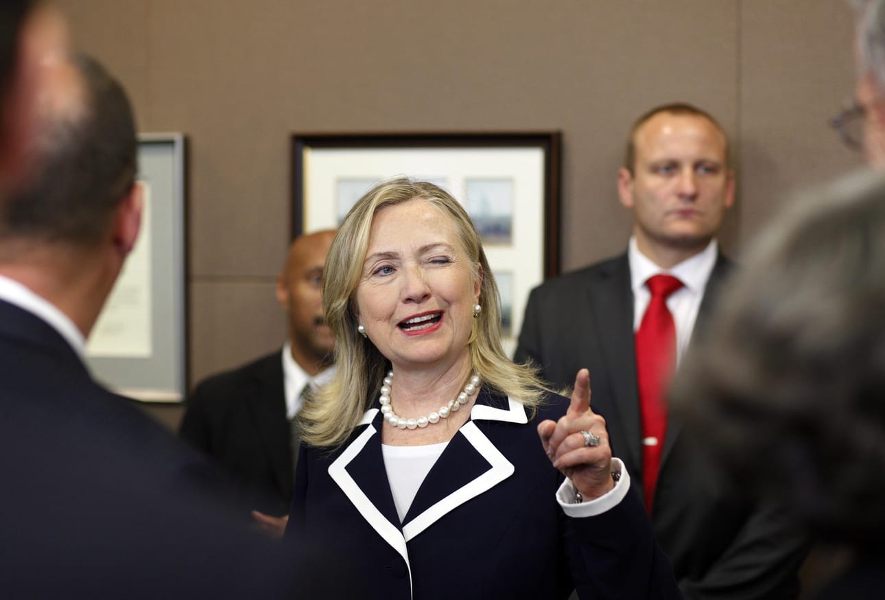 Yhdysvaltojen ulkoministeri Hillary Clinton yrittää pelastaa lauantaiksi suunnitellun Syyria-kokouksen.