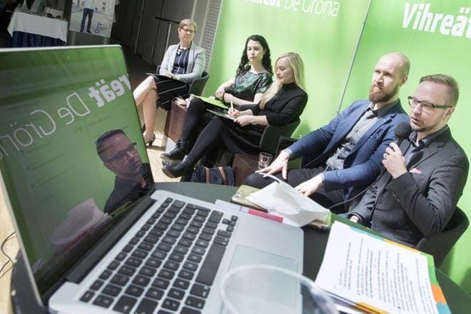 Krista Mikkonen (vas.), Emma Kari, Maria Ohisalo, Touko Aalto ja Olli-Poika Parviainen pyrkivät vihreiden puheenjohtajaksi. Kuva: Compic / Mauri Ratilainen