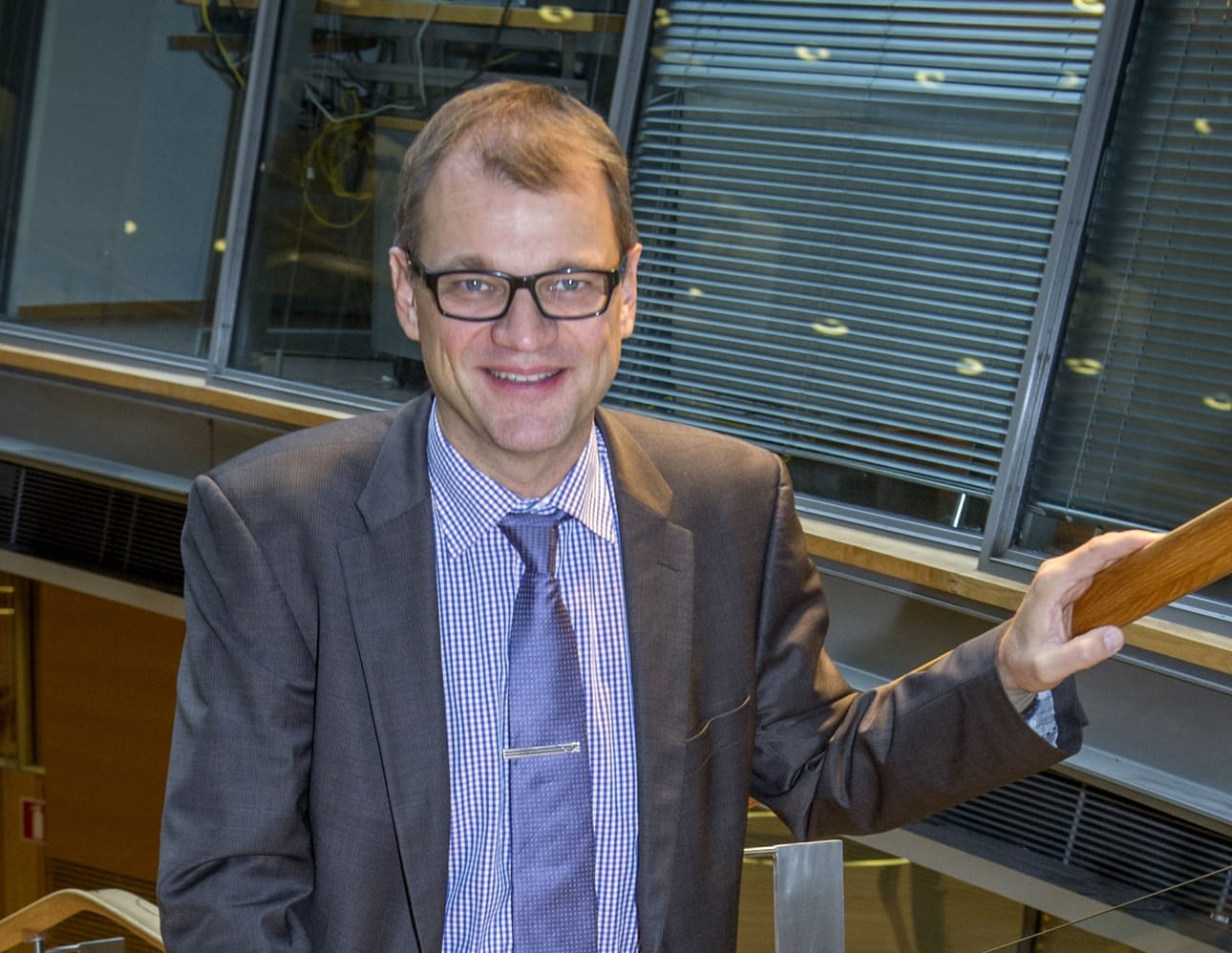 Juha Sipilän mukaan keskustan linjassa on Paasikiven linjan elementtejä, vaikka Suomen turvallisuusympäristö onkin muuttunut Paasikiven ajoista.