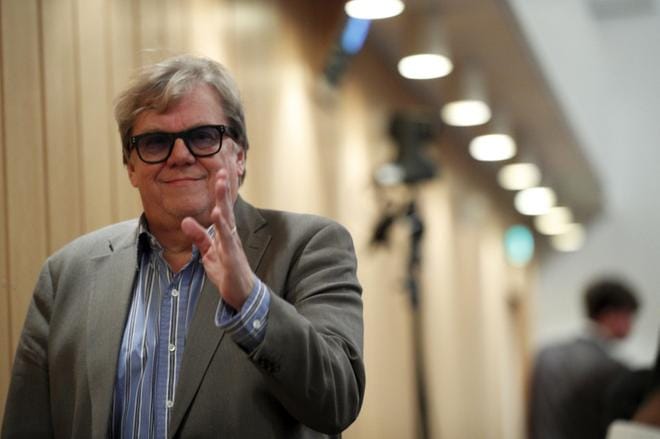 Kansanedustaja Mikko Alatalo (kesk.) ihmettelee, miksi perussuomalaiset yrittävät omia taksiuudistukseen tehdyt kiristykset. KUVA: Jukka Ritola