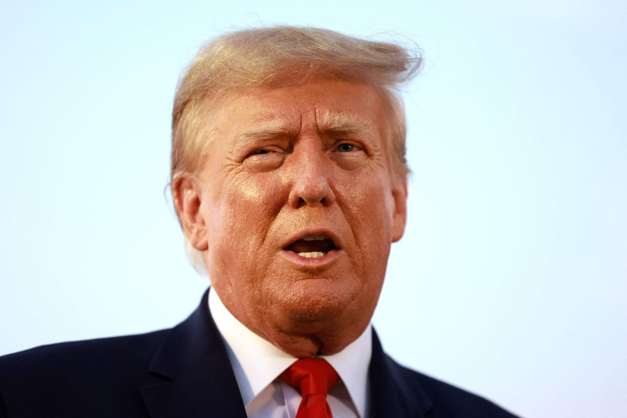 Tuomarin päätös vaikeuttaa Donald Trumpin asemaa ensi viikolla New Yorkissa alkavassa siviilioikeudenkäynnissä. LEHTIKUVA/AFP