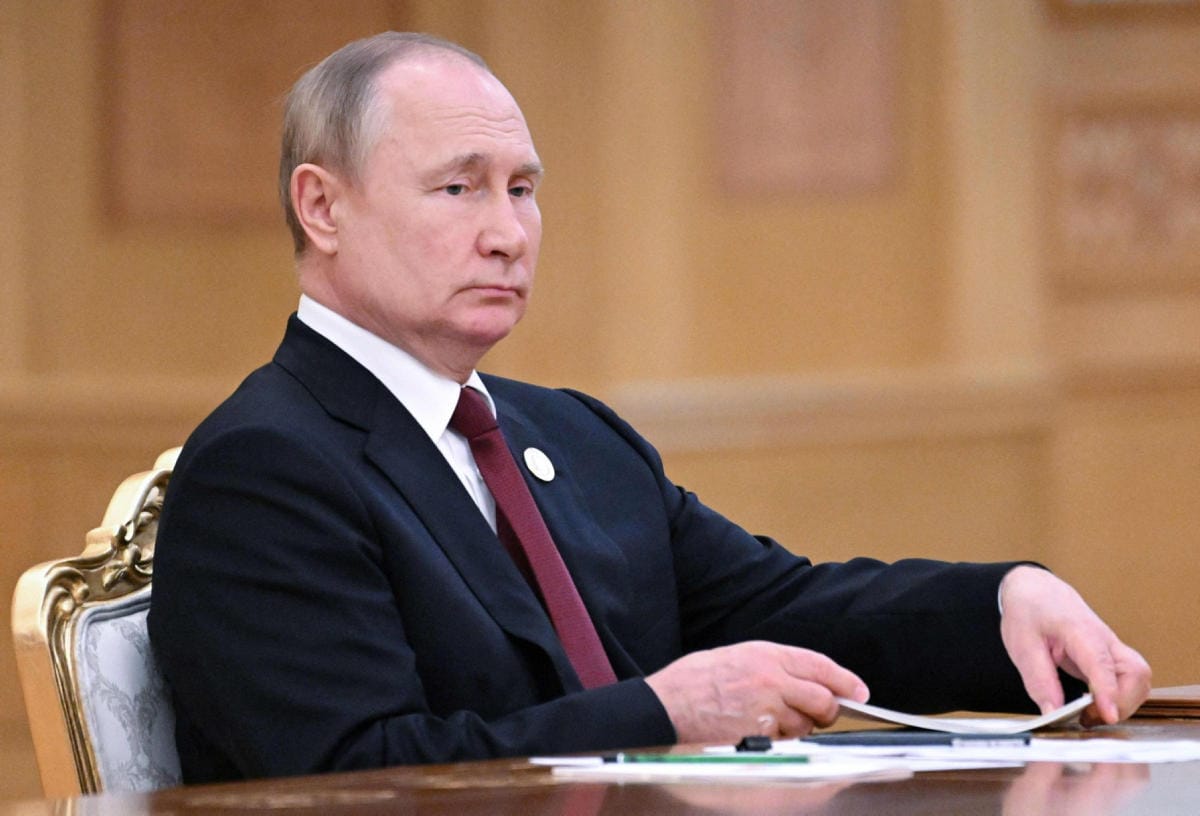 Venäjän presidentti Vladimir Putinin mukaan Suomi ja Ruotsi voivat liittyä sotilasliitto Natoon koska vain, jos näin toivovat. LEHTIKUVA/AFP