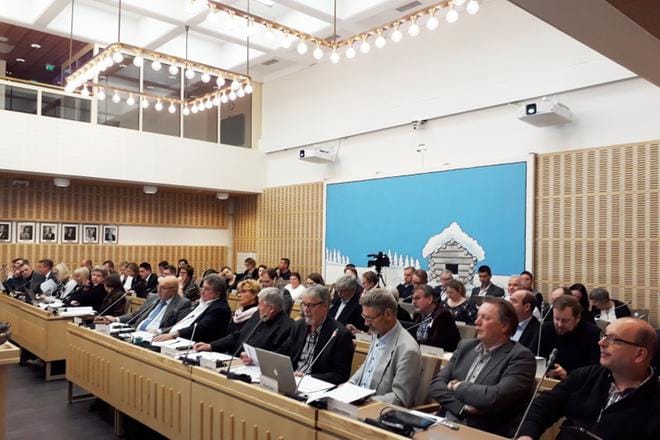 Mustasaaren valtuusto käsitteli ensi vuoden budjettia iltamyöhään. KUVA: ANNE LAURILA