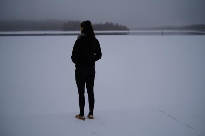 Lastensuojelun sijaishuollossa kasvaneet nuoret kertovat kokemuksistaan suomalaisesta lastensuojelusta. Turvallisen nuoruuden sijaan lapset ovat traumatisoituneet lastensuojelussa kokemastaan kaltoin kohtelusta. KUVA: Visa Koiso-Kanttila
