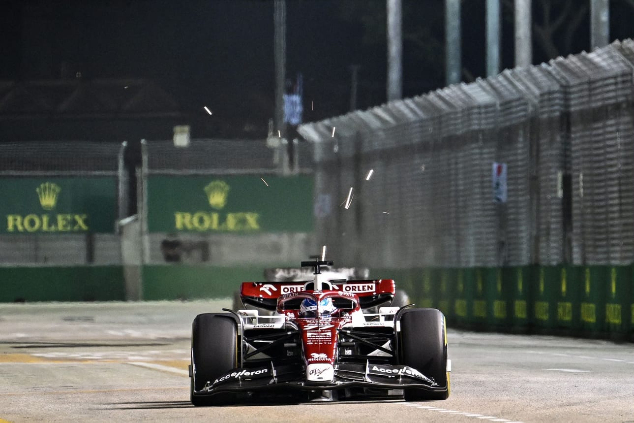 Valtteri Bottas (kuvassa) oli ensimmäisen aika-ajo-osion 16:s eli ensimmäinen karsiutunut. LEHTIKUVA/AFP