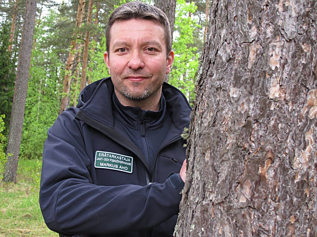 Metsähallituksen virkistyspalvelujen tavoitteena on erätarkastaja Markus Ahon, 42, mukaan tarjota kansalaisille mahdollisuus kohdata luonto.