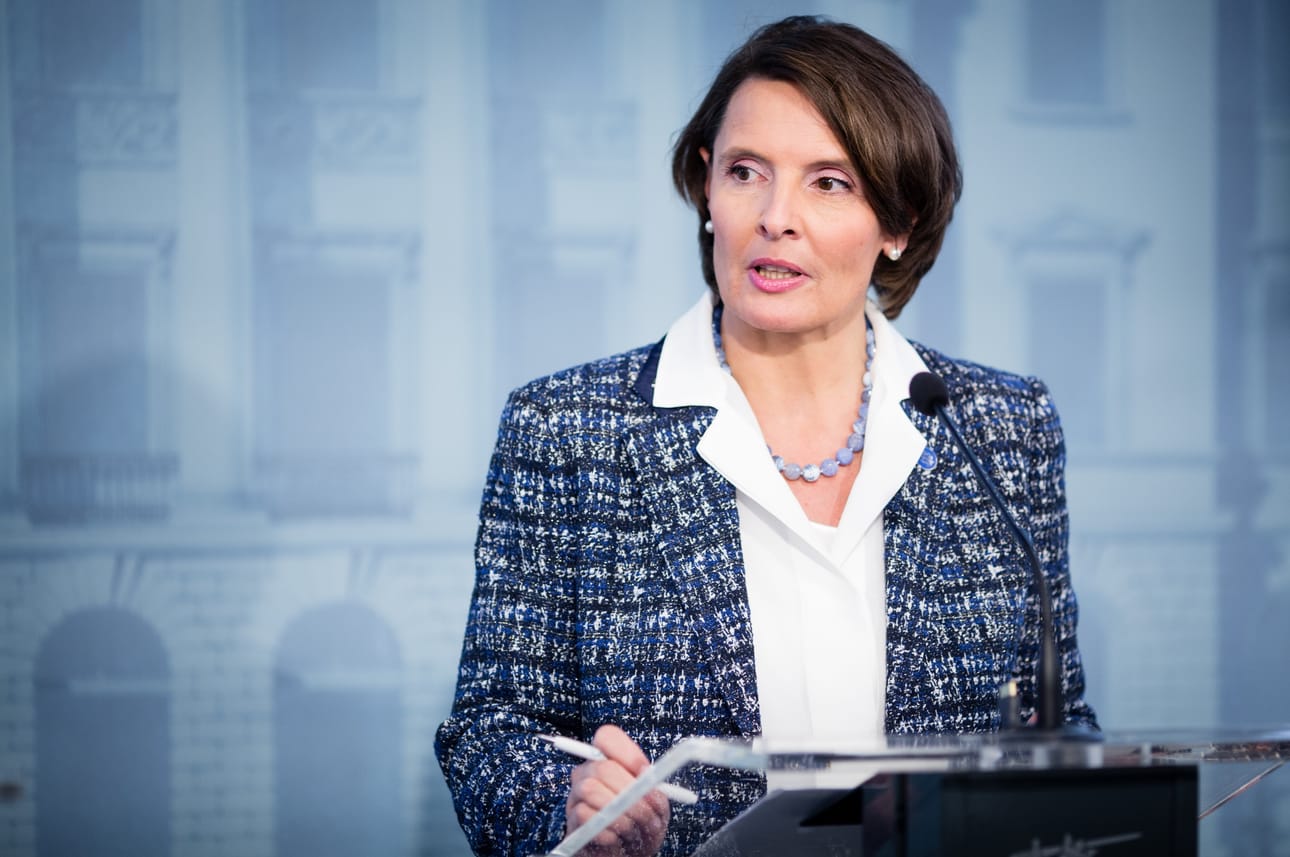 Valtiovarainministeriön viestissä arvostellaan liikenne- ja viestintäministerin Anne Bernerin (kesk.) toimintaa.
