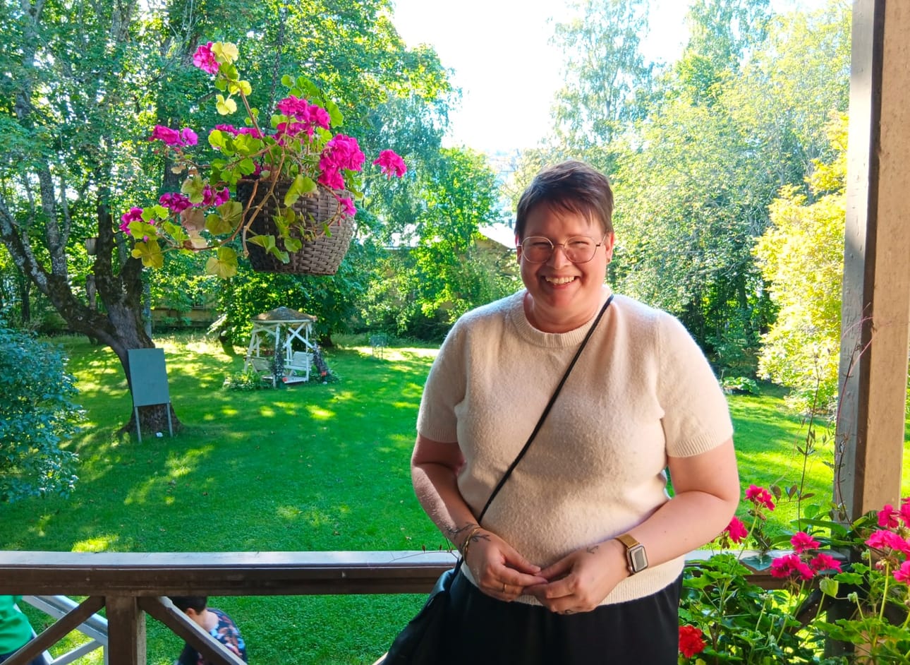 Vaasalainen Heidi Rinne löysi elämänsä kokonaan uudelleen työpaja Komppiksen kautta. Pian hän valmistuu sosionomiksi.