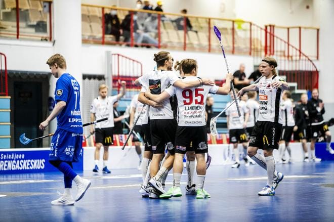 Nurmohallissa vietettiin jyväskyläläisten maalijuhlia. KUVA: KRISTA LUOMA