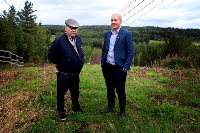 Valtakirjalla Vuorenmaan rinteillä toimiva Jorma Leppäniemi ja Soinin entinen kunnanjohtaja Juha Viitasaari neuvottelivat vuosia tyhjillään olevan laskettelukeskuksen vuokrauksesta jo alkukeväästä lähtien. Arkistokuva