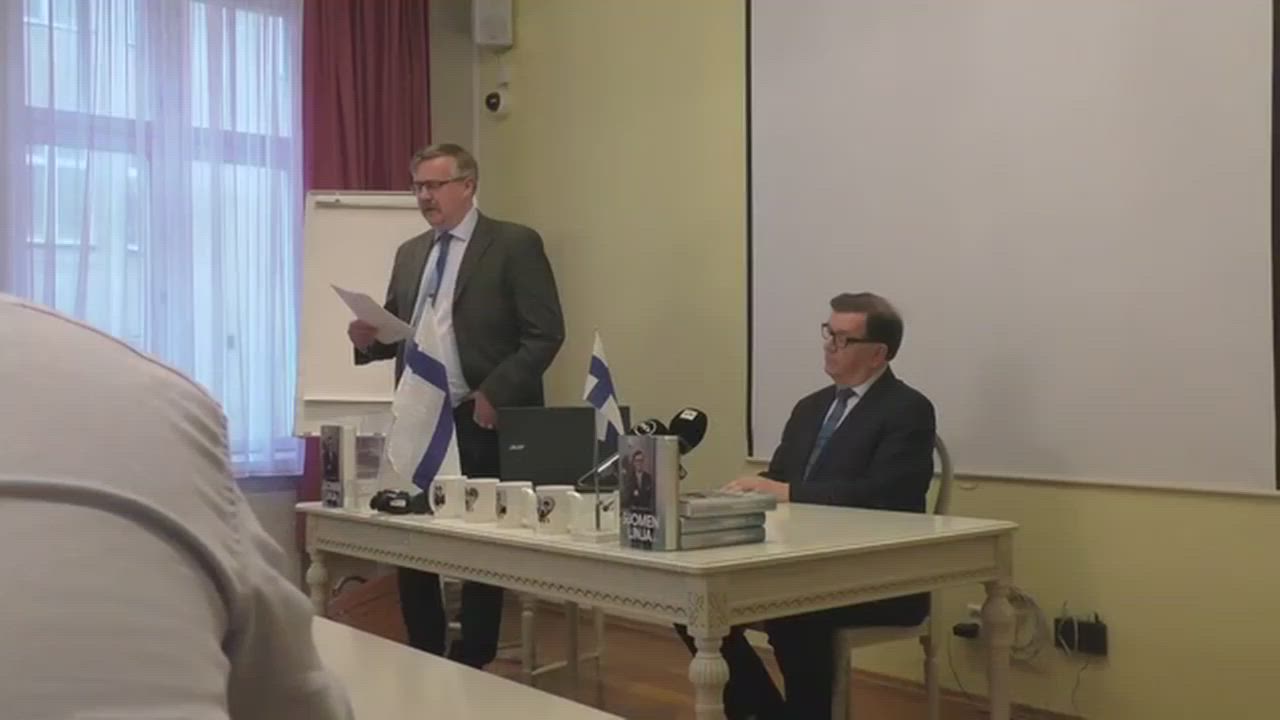 Paavo Väyrysestä tulee presidenttiehdokas