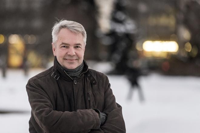 Vihreiden kansanedustaja Pekka Haavisto ei vielä kerro aikooko hän lähteä ehdolle presidentinvaaleihin vuonna 2018. KUVA: Matti Räty