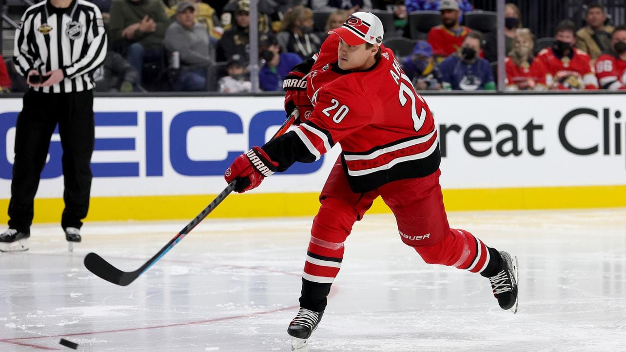 Sebastian Aho oli NHL:n tähdistötapahtuman tarkin ja nopein laukoja.