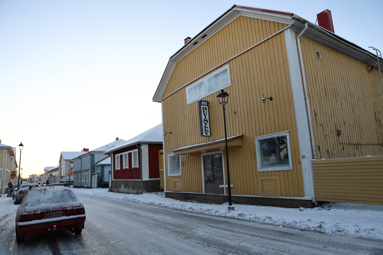 Jouluikkuna löytyy osoitteesta Kauppakatu 27.