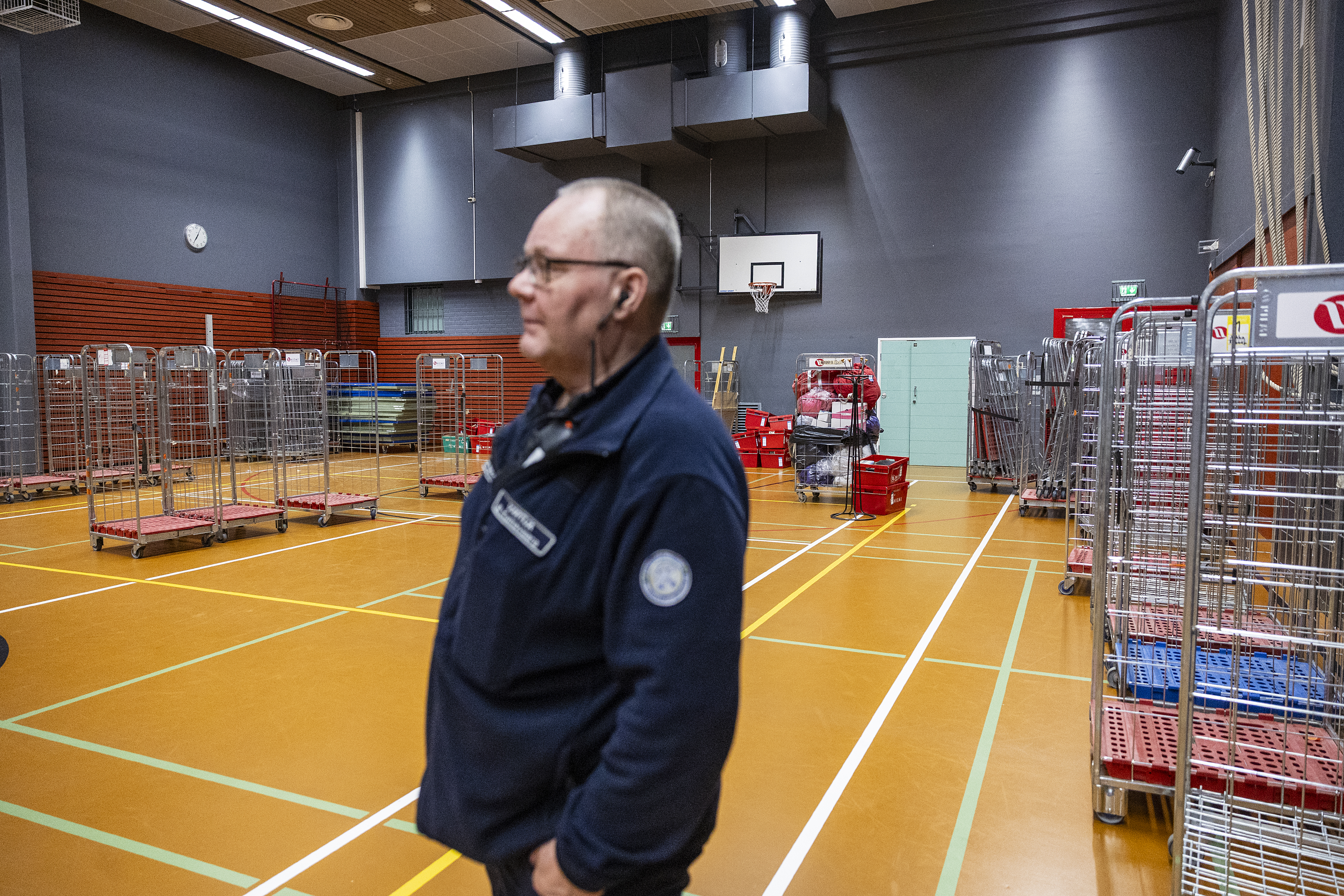 Liikuntasali tulee täyttymään vankilan muuttotavaroista lähipäivien aikana.