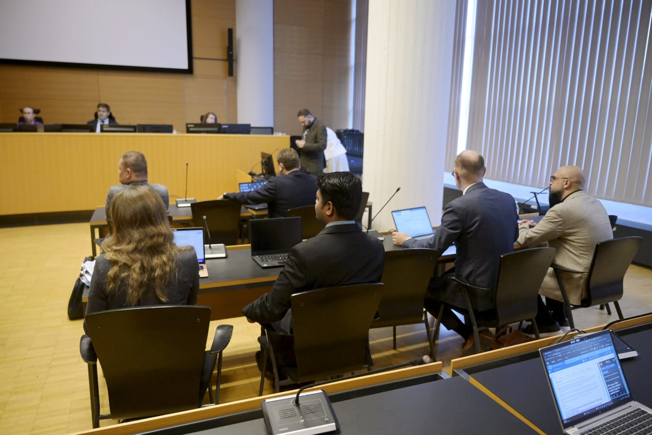 Asiassa järjestettiin viime vuonna oikeudenkäynti Helsingin käräjäoikeudessa, mutta sen lopputuloksena käräjäoikeus päätti jättää syytteet tutkimatta. Se katsoi, etteivät Suomen tuomioistuimet olleet asiassa toimivaltaisia.
